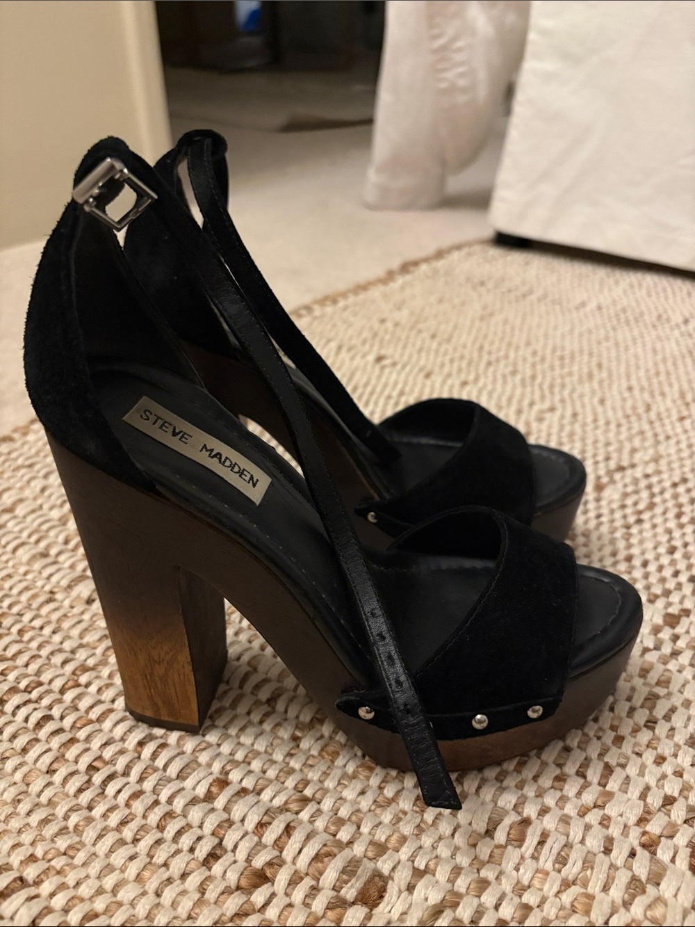 Steve Madden Black Suede Platform Block Heels 👠 ❤️🐻 - Picture 3 of 9